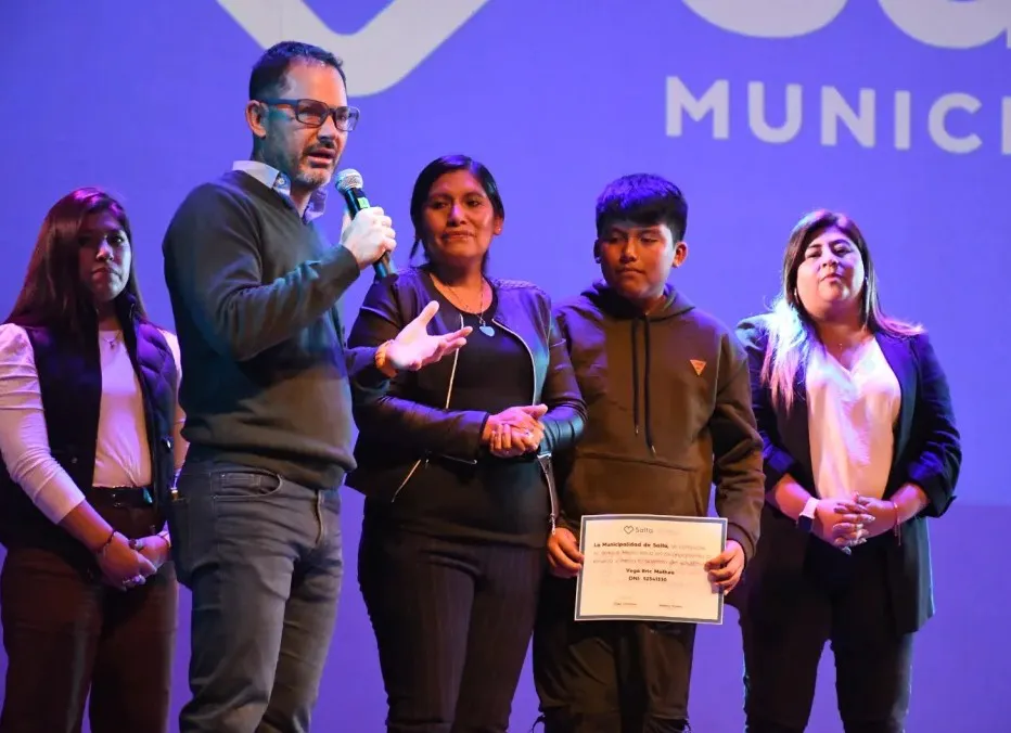 becas municipales 2025