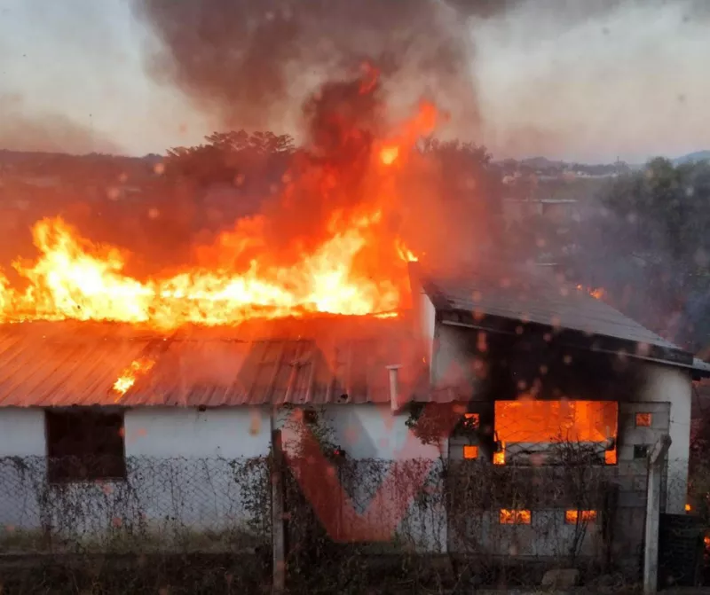 Incendio Villa Lola