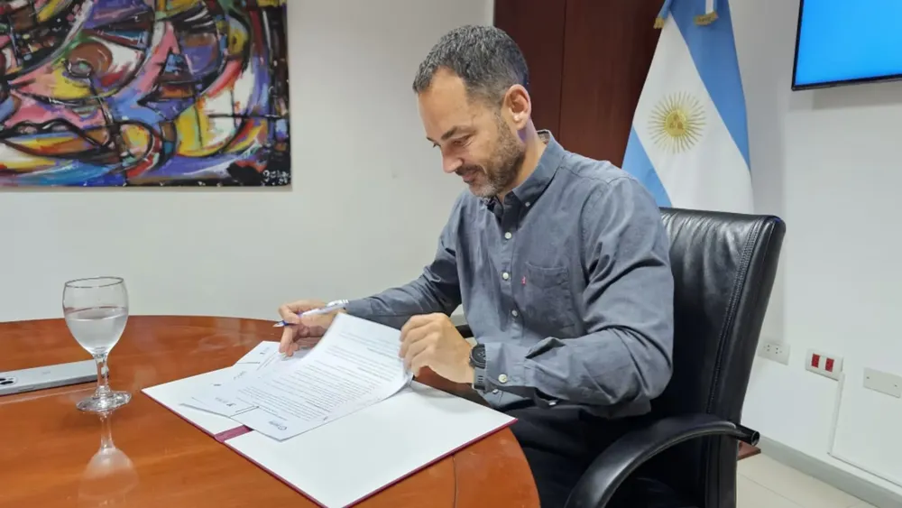 emi firma