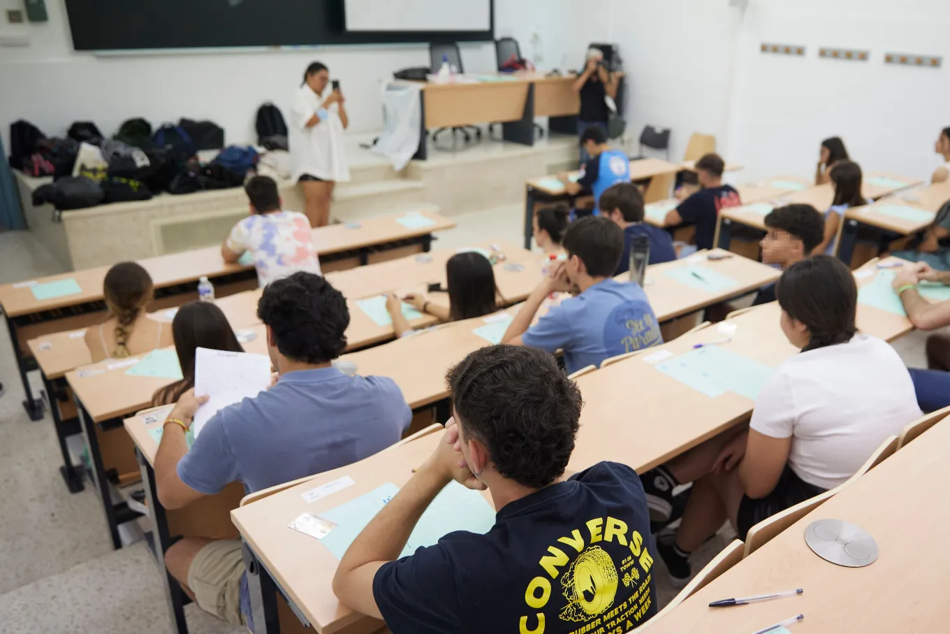 Becas