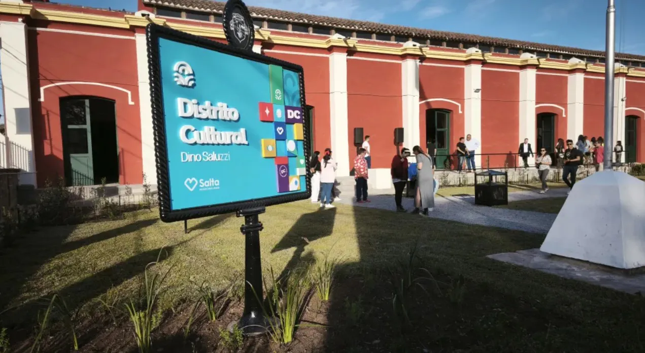 Distrito Zalusi