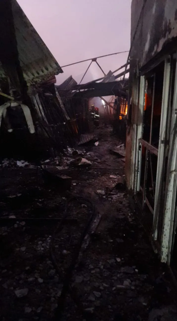 incendio mercado 02