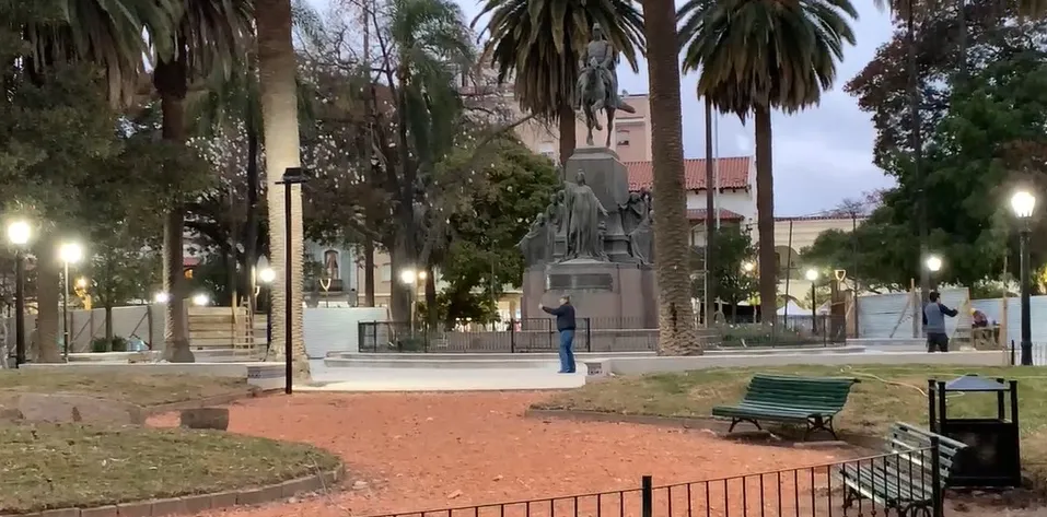 plaza 9 de julio milagro