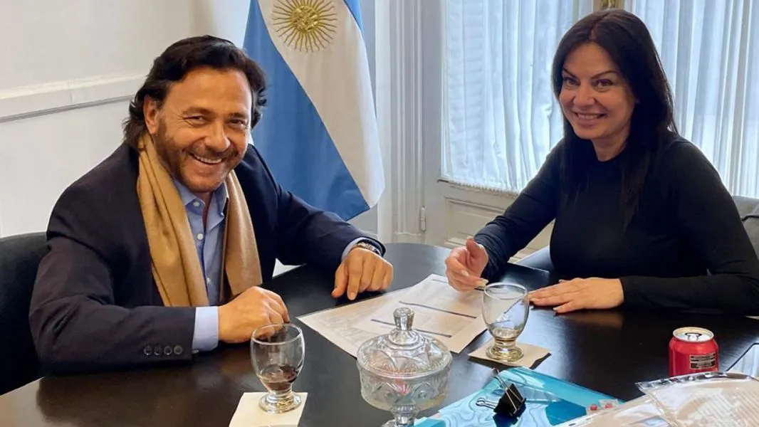 gustavo y petovello