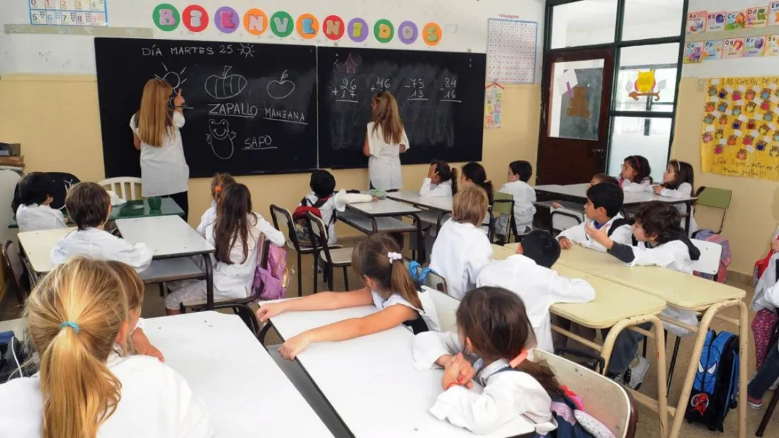 Escuela-clases-1100x619